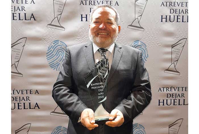 Corporación Multident recibe Premio Empresa Peruana del Año