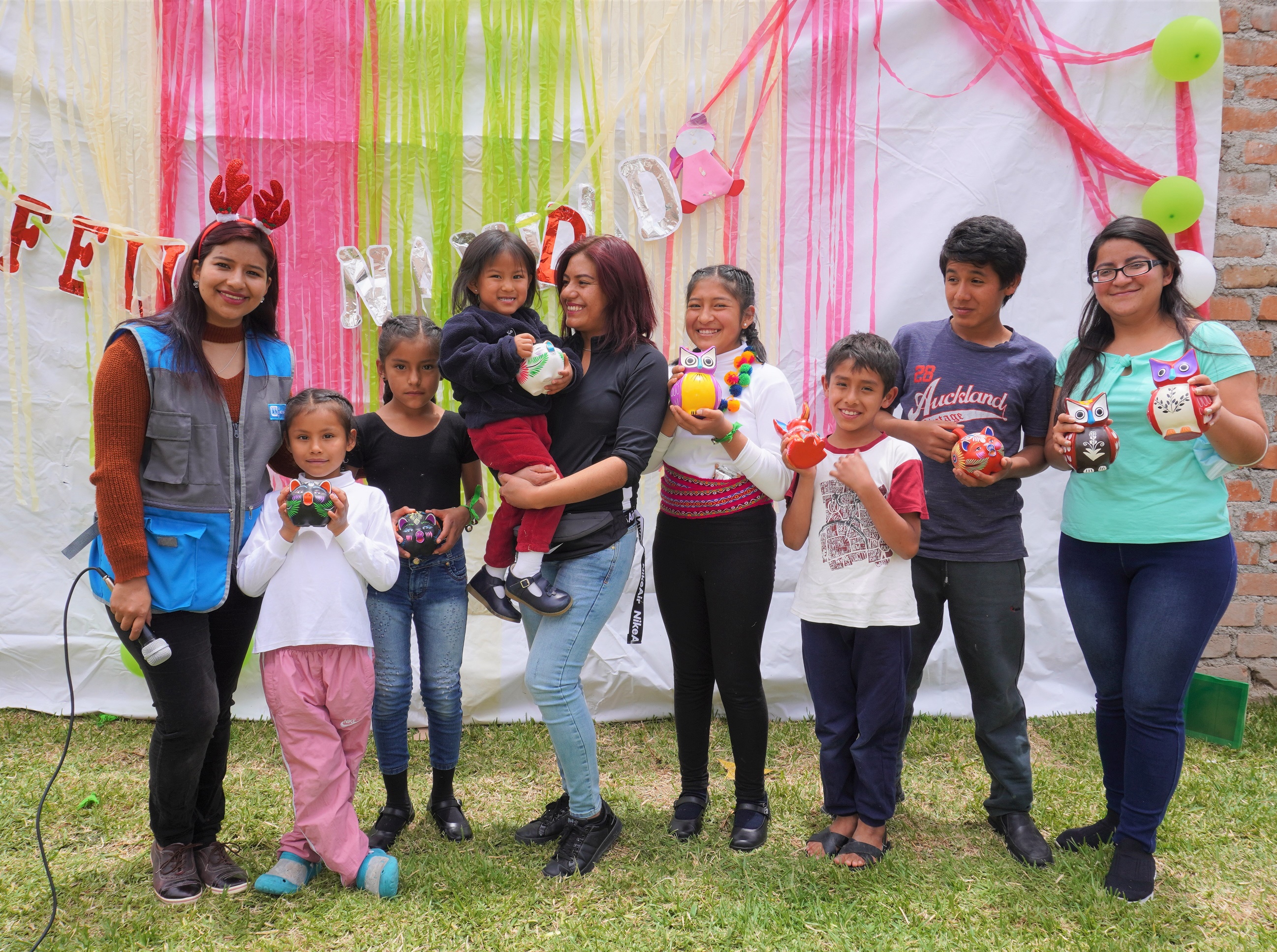 Más de 300 niños se beneficiaron con chocolatadas navideñas donadas por BanBif a nivel nacional