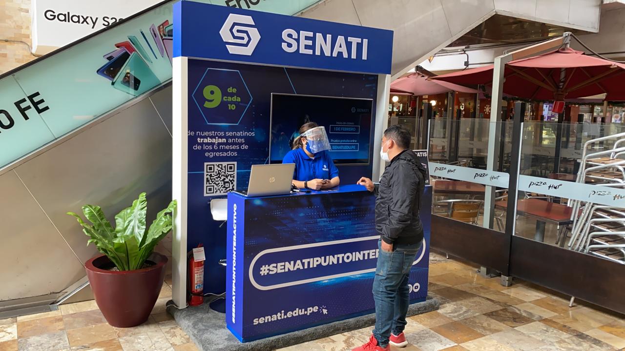 SENATI llega a cada vez más jóvenes con módulos itinerantes ubicados en los principales centros comerciales del país