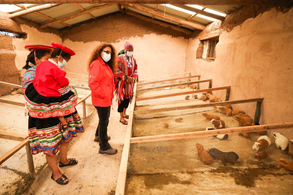 Ministra Silvana Vargas supervisó servicios de Cuna Más y Foncodes que benefician a más de 17 mil familias en la región Cusco