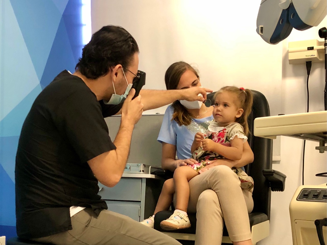 Cómo cuidar la vista de los niños en la etapa escolar digitalizada