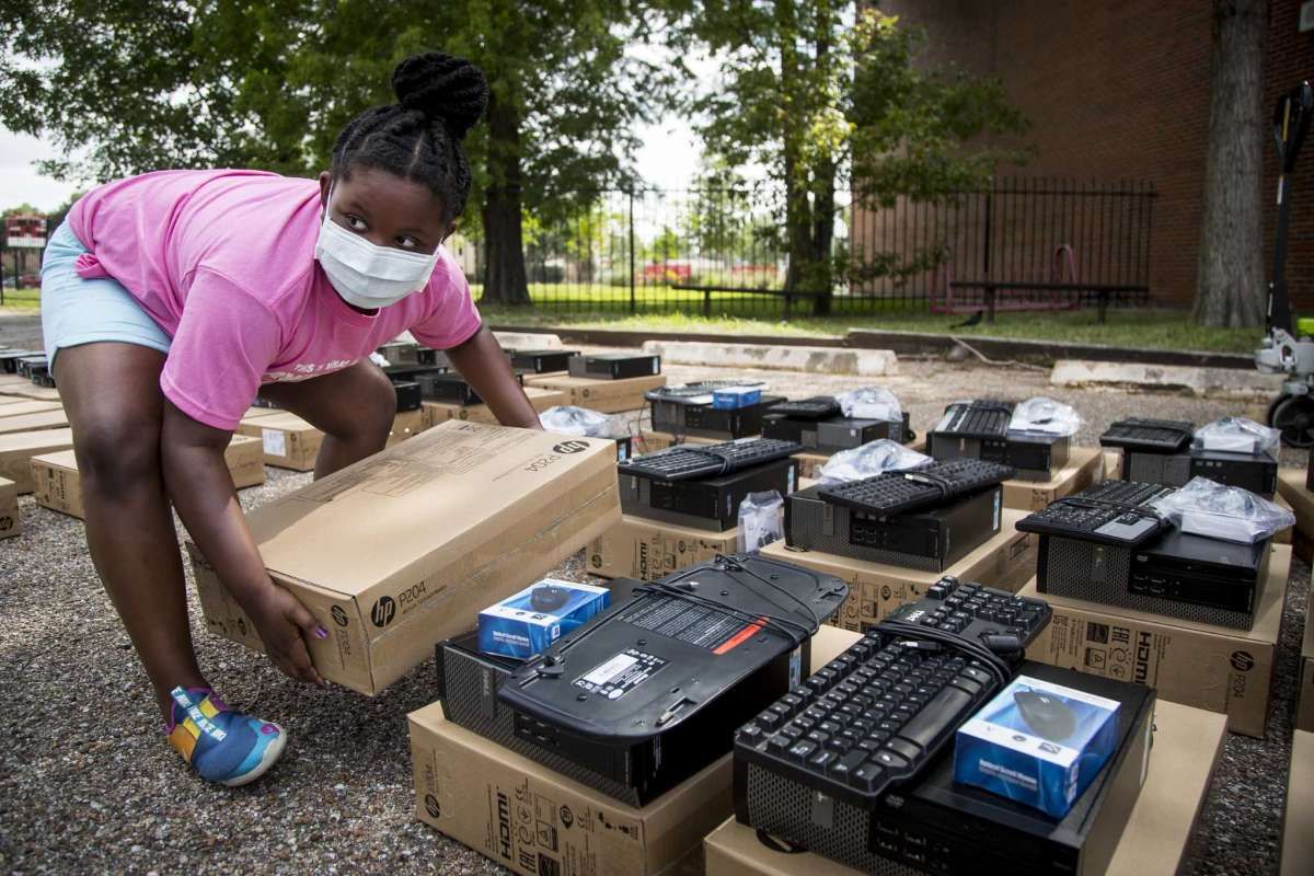 HP Inc. se compromete a acelerar la equidad digital para 150 millones de personas en 2030