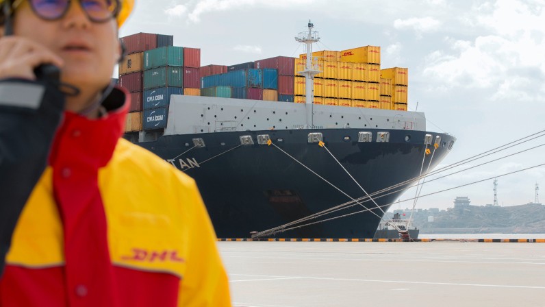 DHL realiza traslados de carga marítima consolidada con cero contaminación ambiental
