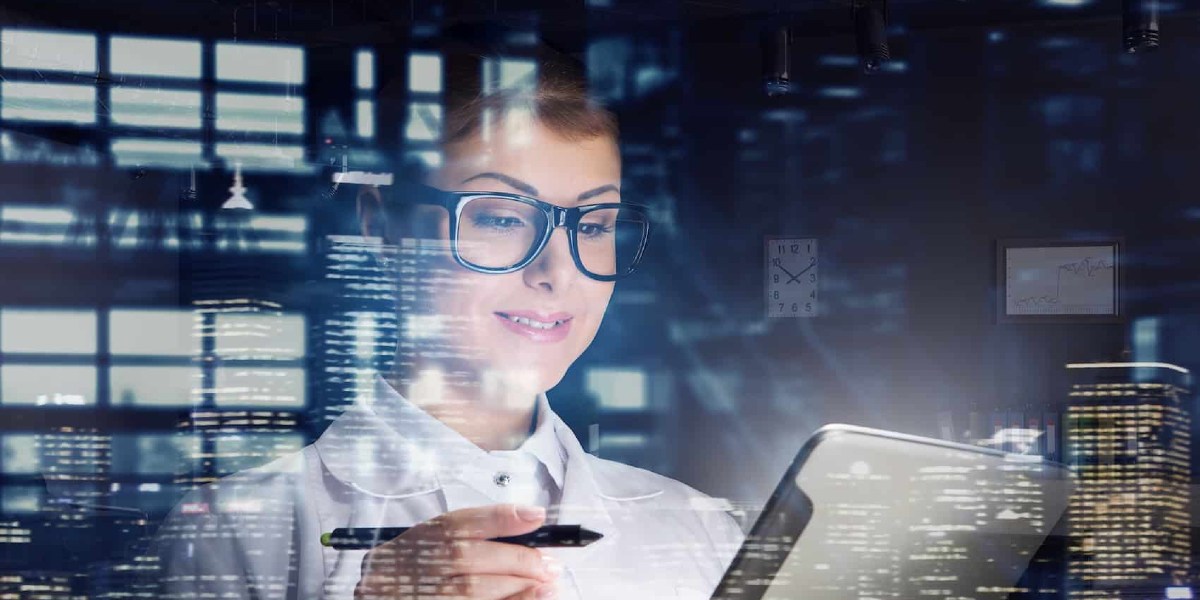 La Universidad Pontificia Católica de Perú, AWS, el Banco Interamericano de Desarrollo y 11 universidades de América Latina se alían para brindar oportunidades de desarrollo a las mujeres