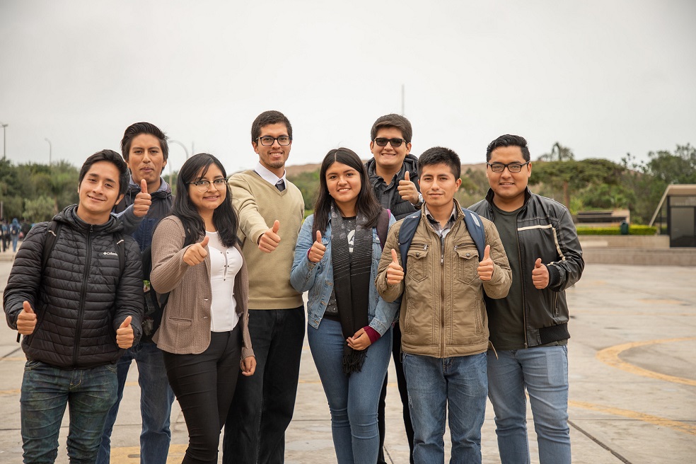 Pronabec lanza 10 000 becas para estudiantes afectados por la pandemia