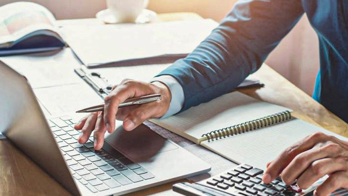 Obligaciones tributarias a considerar cuando retiras tu dinero e inviertes en el extranjero