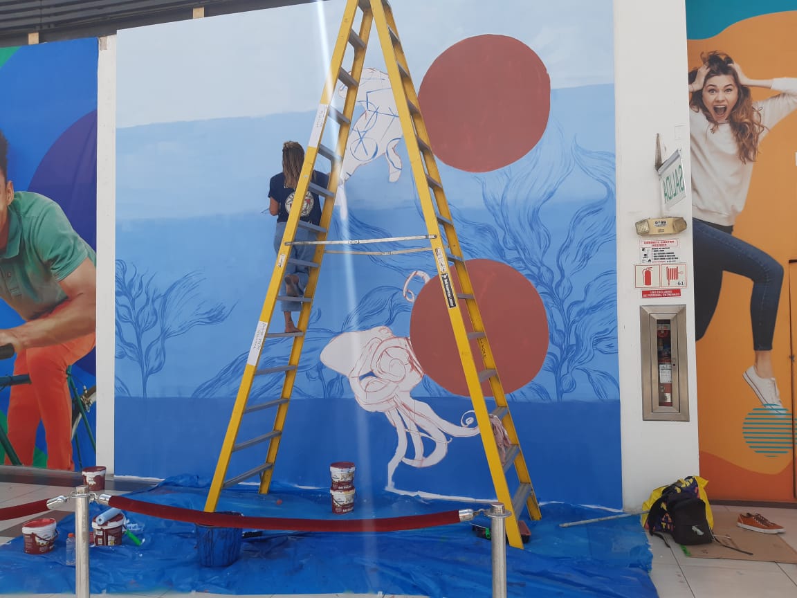 parque arauco junto a qroma te invitan a viajar a través del arte urbano en la exposición “volarte”