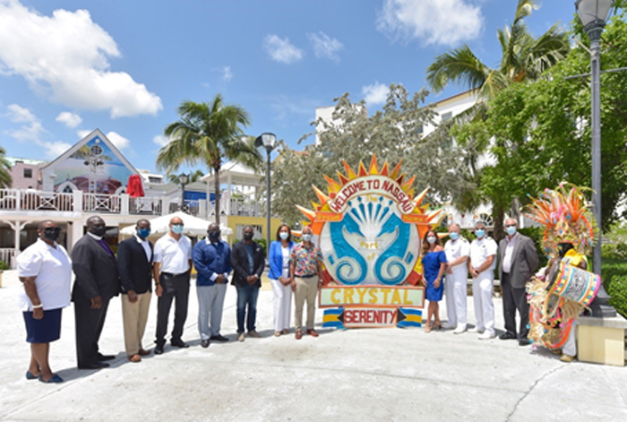 Las Bahamas celebra el debut del puerto base de Crystal Cruises en Nassau