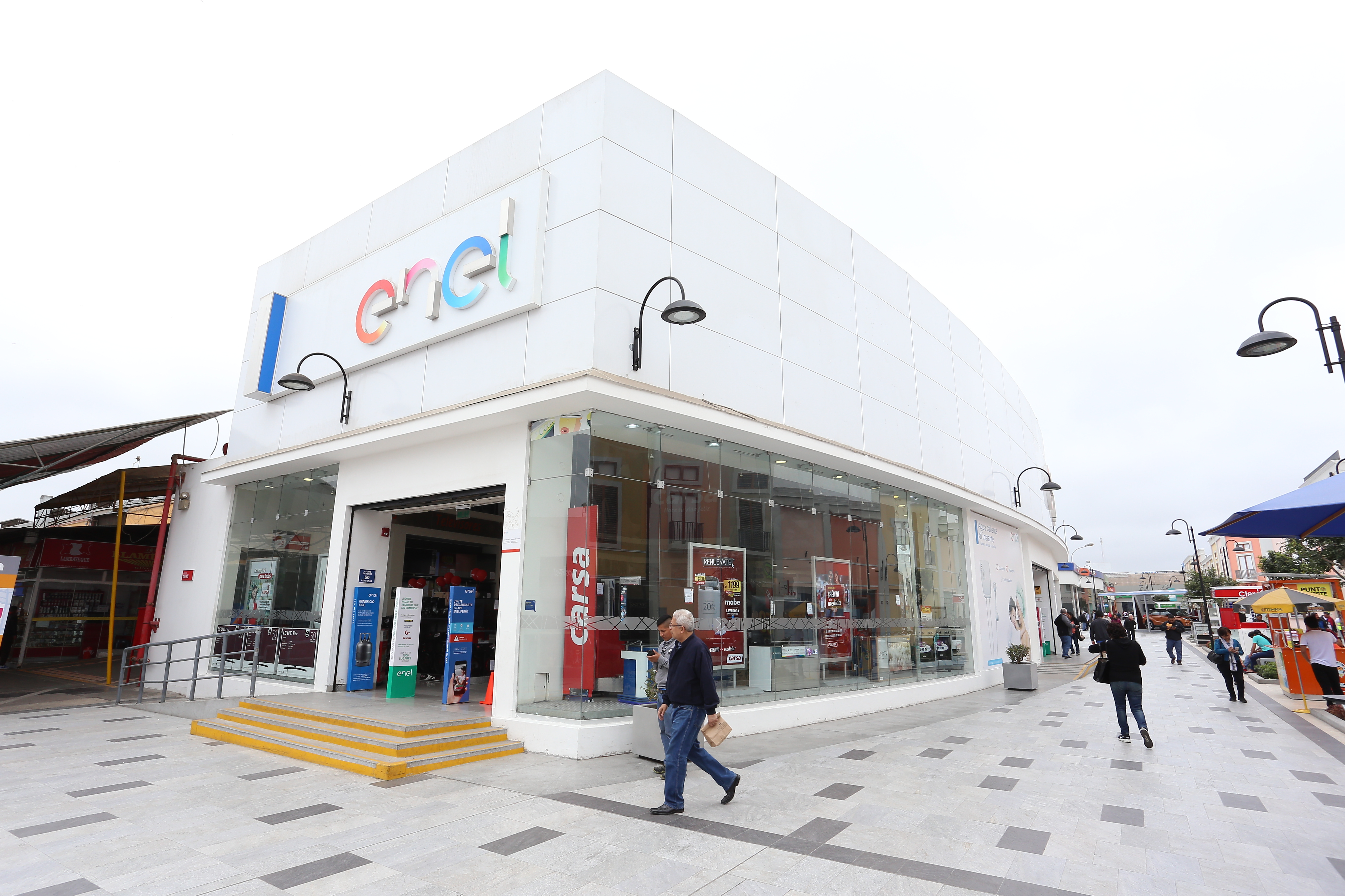 Enel lanza campaña de facilidades para reconectar servicio eléctrico de 9 mil clientes en cercado de Lima y Callao