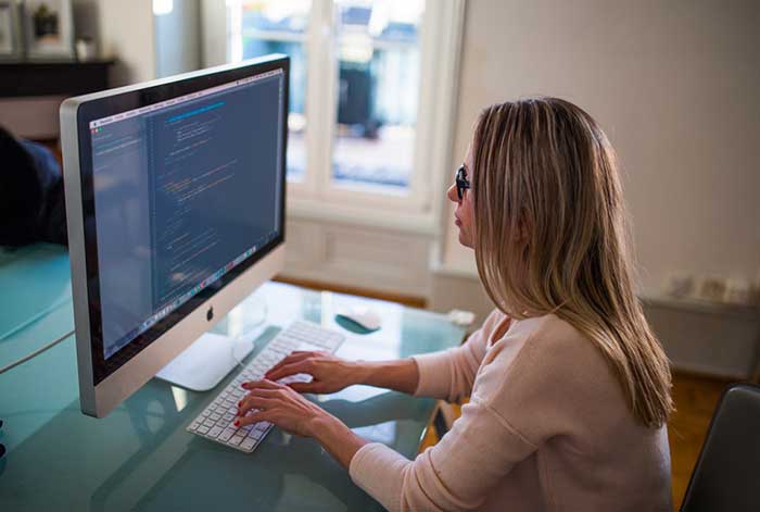 Aumentar el número de mujeres en las aulas es clave para dinamizar la economía latinoamericana