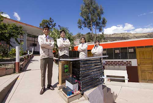 Thermal Box, el proyecto escolar que mantiene el agua caliente a pesar de las bajas temperaturas de Huancavelica