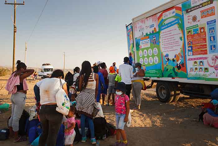 “paradero sonrisas” promueve la integración de más de 1 000 niñas, niños y adolescentes refugiados y migrantes en la frontera norte del perú