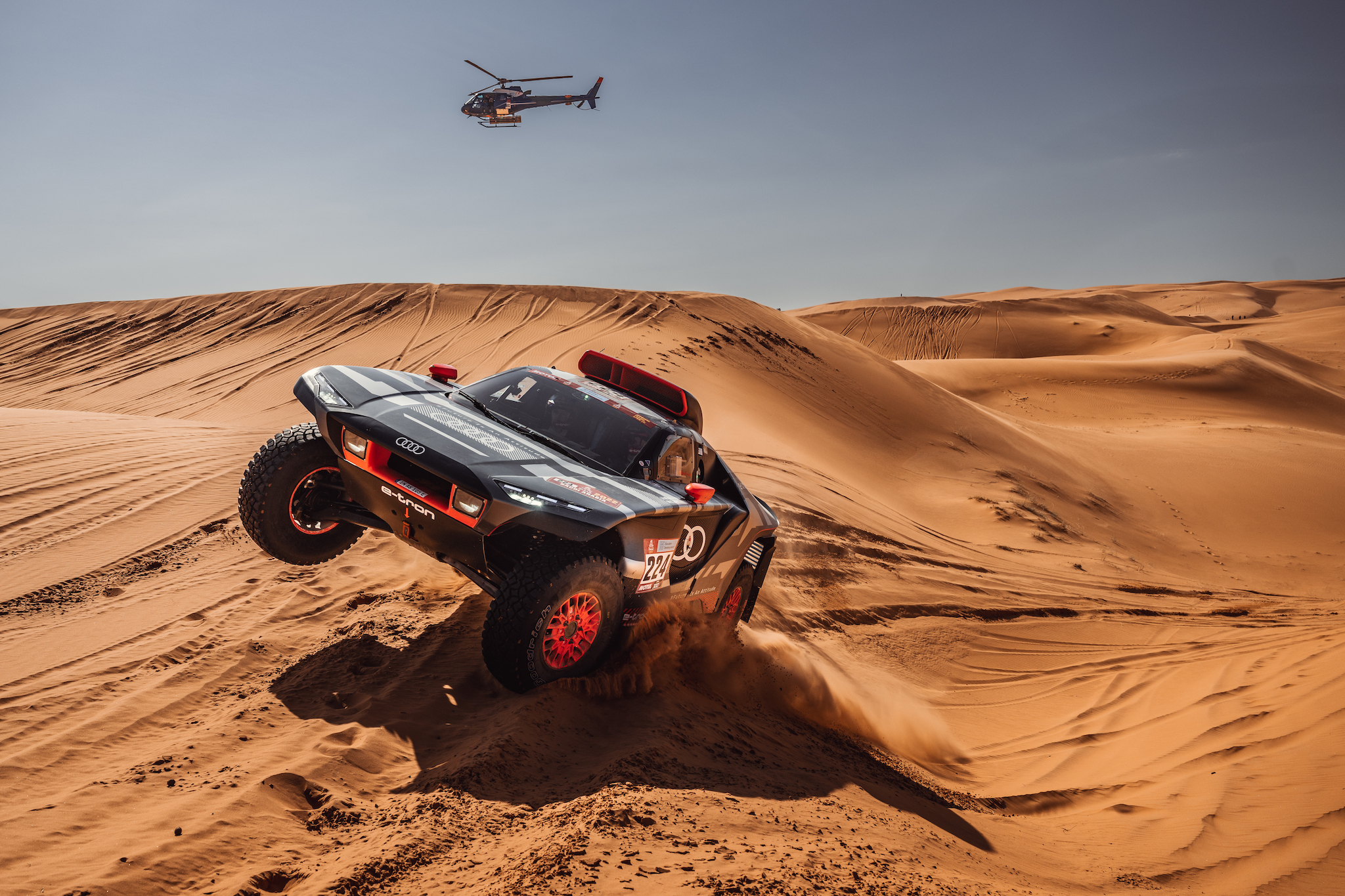 Doble victoria para Audi en la octava etapa del Dakar