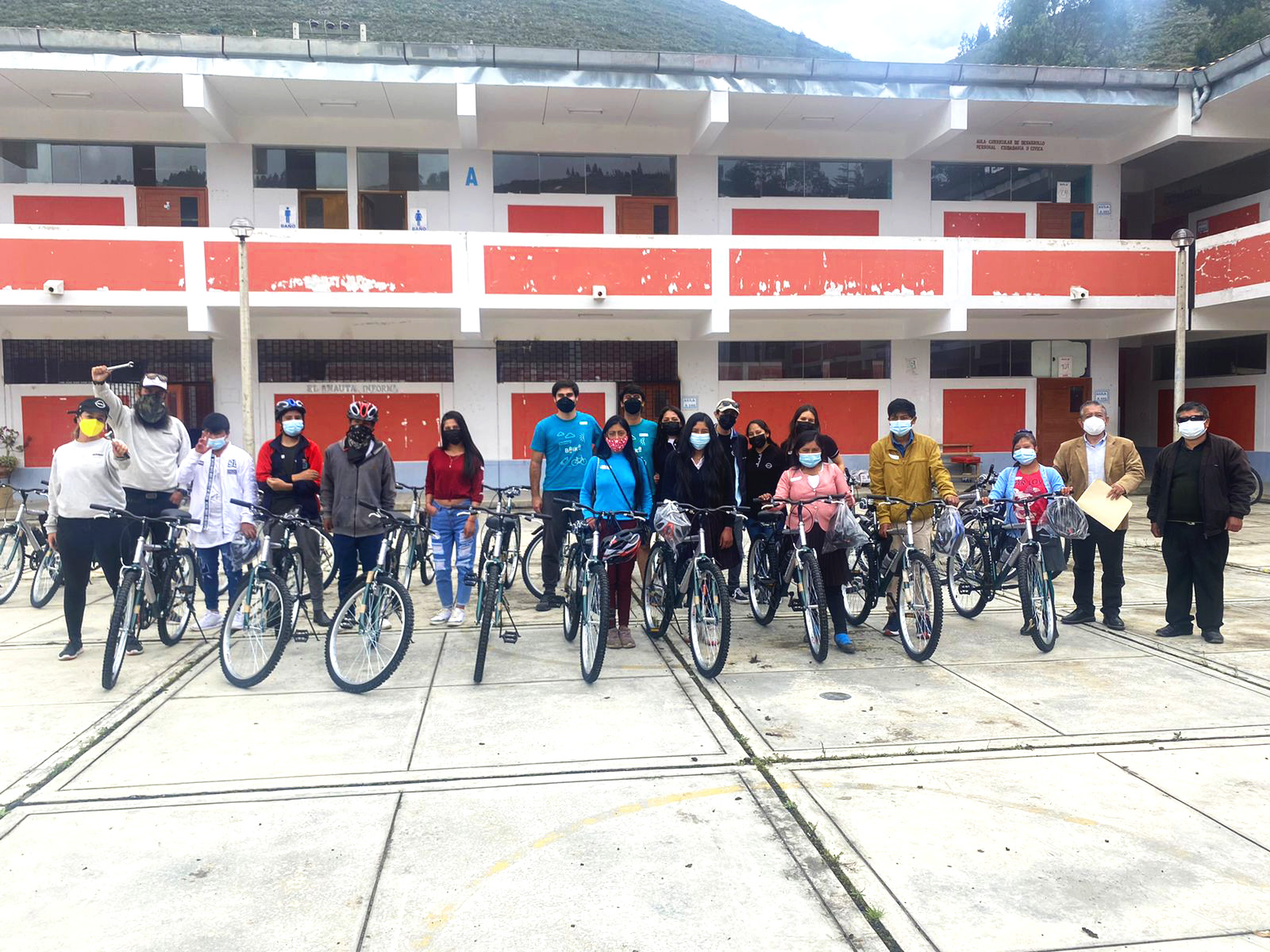 Nissan Perú y Baika se unen para mejorar la movilidad de niños en Cajamarca