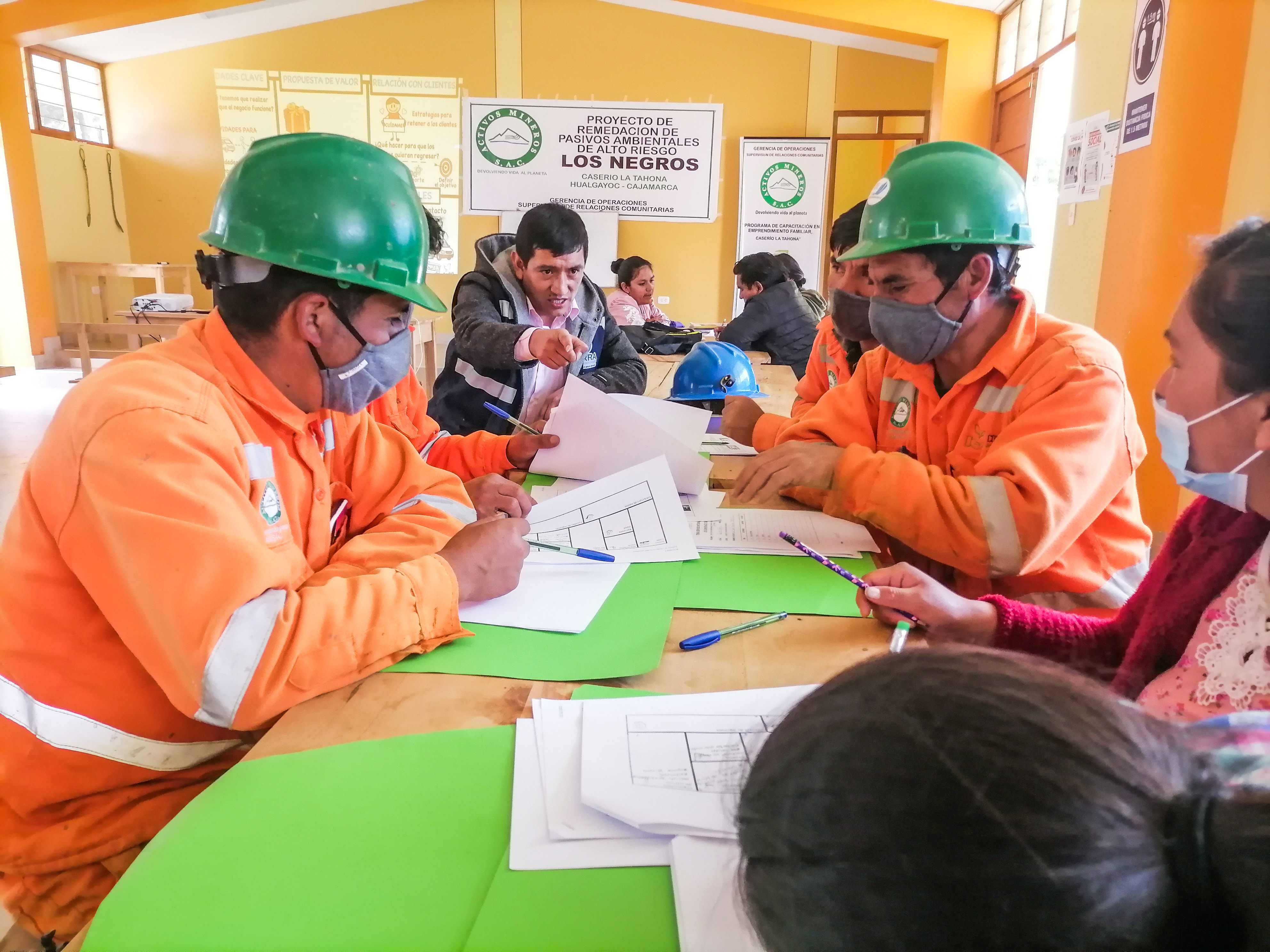 Cajamarca: AMSAC capacitó en desarrollo pecuario, emprendimiento y nutrición a pobladores en Hualgayoc