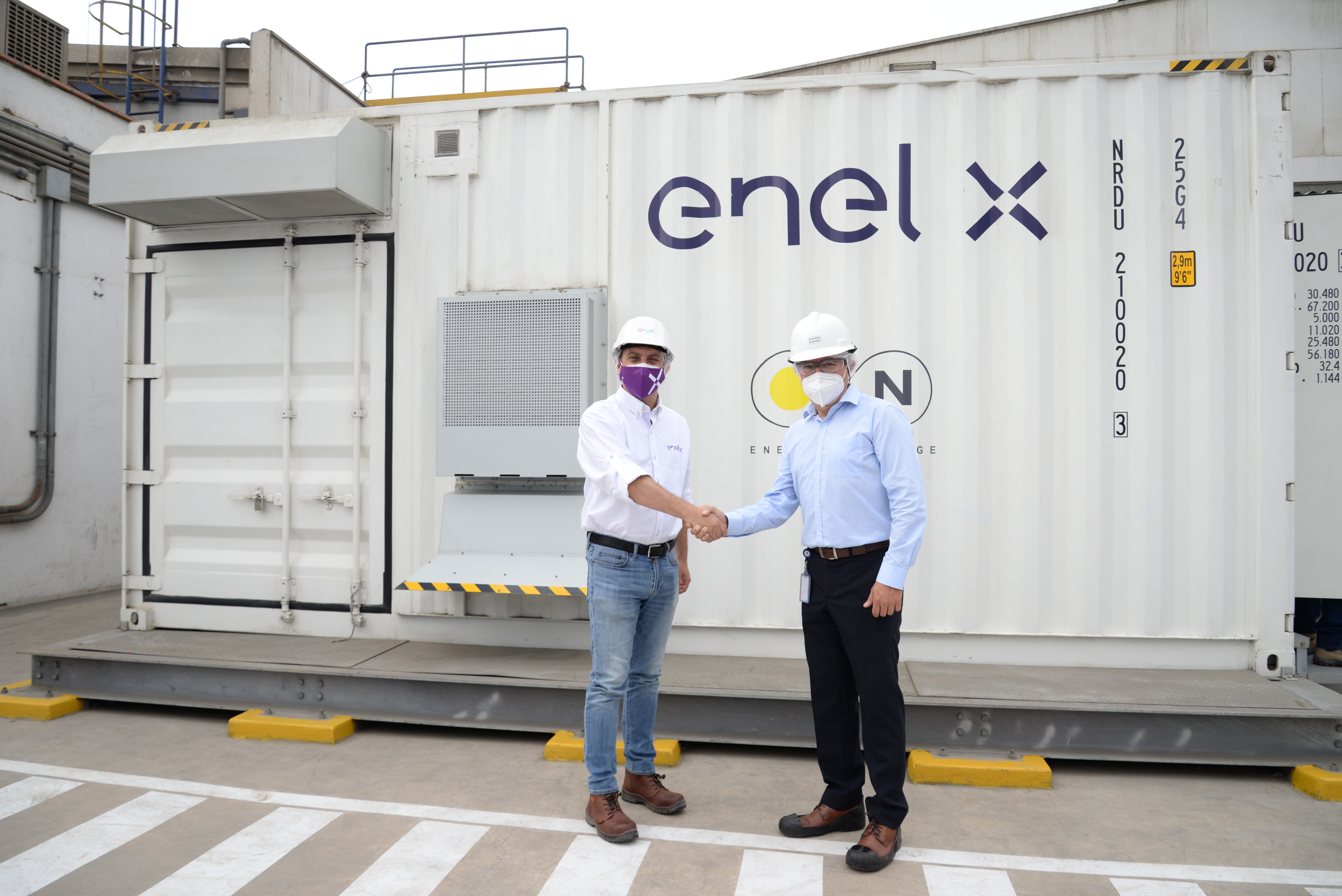 ENEL X y Pamolsa ponen en operación el primer sistema de almacenamiento de energía “detrás del medidor” en Perú
