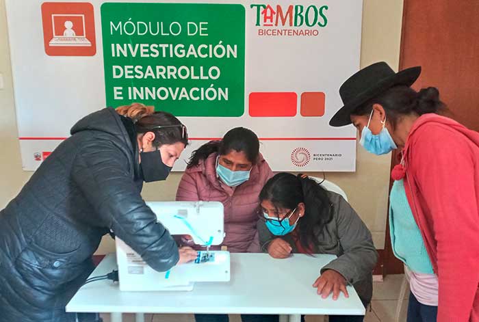 Midis impulsa capacitación y emprendimiento de mujeres ayacuchanas de comunidades rurales de Acocro en Ayacucho