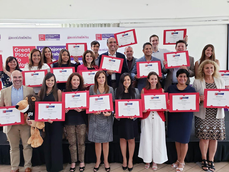 Konecta Perú es reconocida como uno de los mejores lugares para trabajar para Mujeres