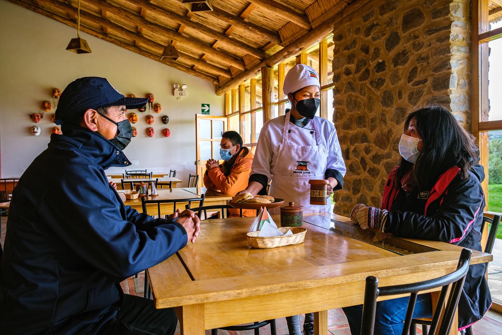 BanBif promueve 38 emprendimientos para prestación de servicios turísticos en 4 comunidades de Quispicanchi, Cusco