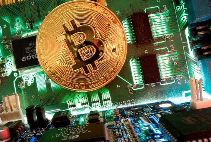 ¿Podrá ser Bitcoin la nueva moneda que lidere una transición económica a raíz de la crisis del dólar?