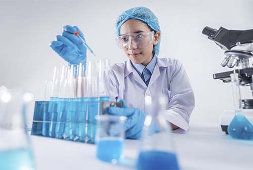 Pfizer anuncia reducción de tiempos en fase de estudio clínico en humanos