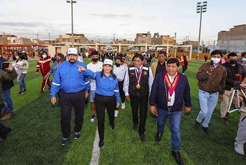 Pisco: Camisea inaugura moderno polideportivo en San Clemente