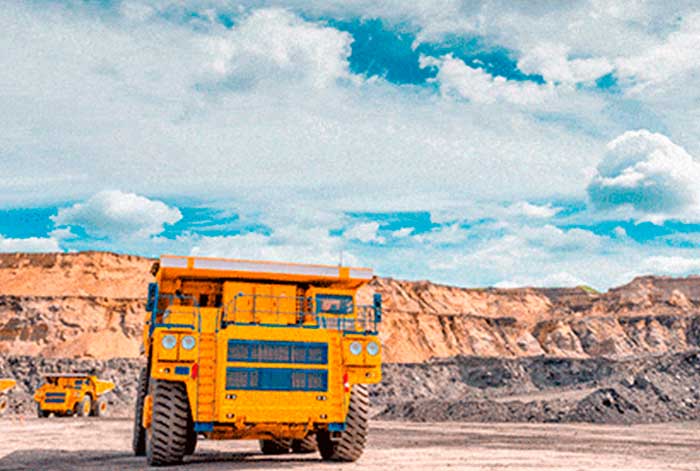 Ganancias del TOP 40 de mineras suben en 127% mientras la presión por la sostenibilidad aumenta