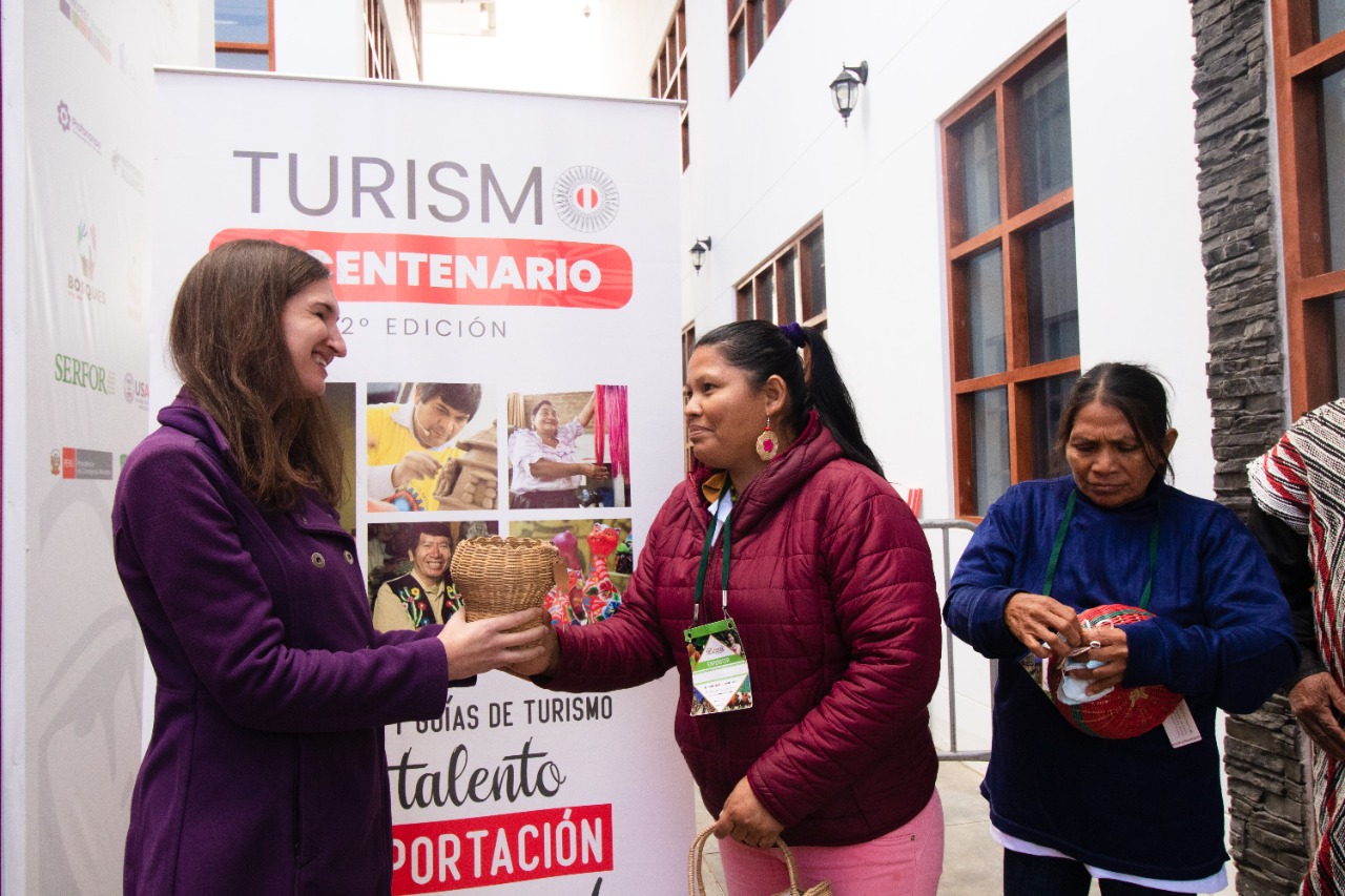 Turismo Bicentenario busca reactivar negocios de artesanos y guías de turismo