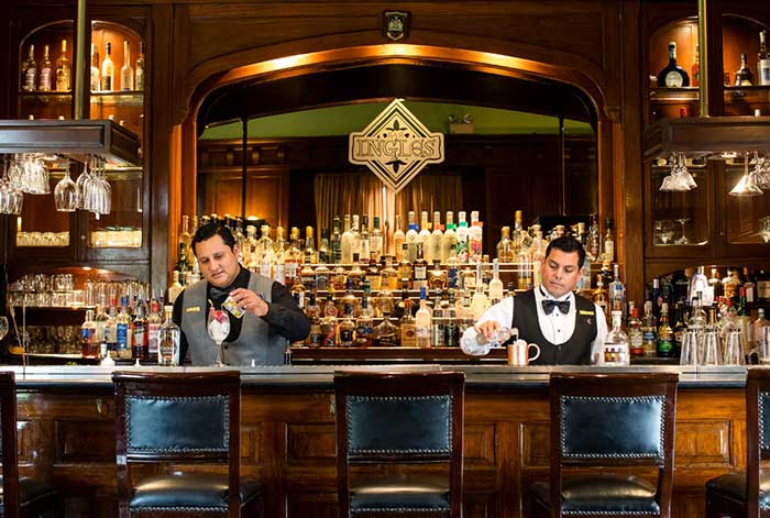 Bar Inglés del Country Club Lima Hotel es reconocido como el mejor Bar de Lima