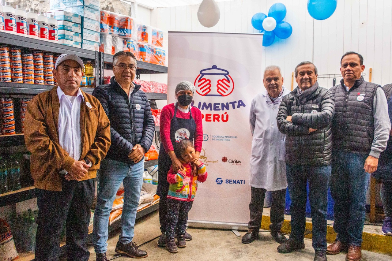 “Alimenta Perú” llevará ayuda a 1,000 ollas comunes y 15,000 familias peruanas en un año