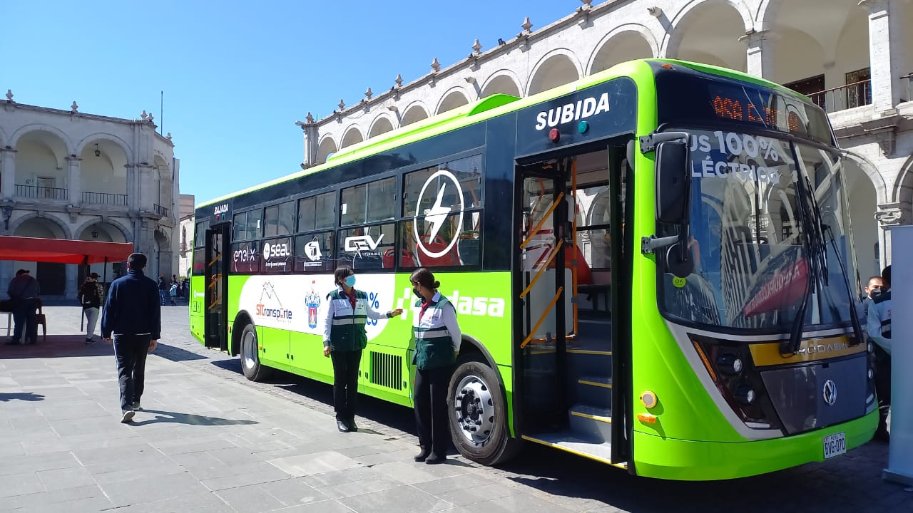 Primer bus eléctrico empezará a funcionar en el transporte público de Arequipa
