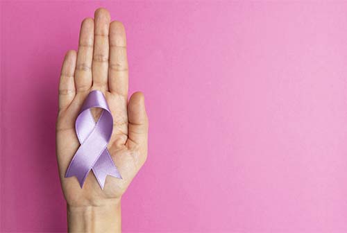El cáncer de mama es la causa más común de muerte por este mal entre las mujeres en más de 100 países