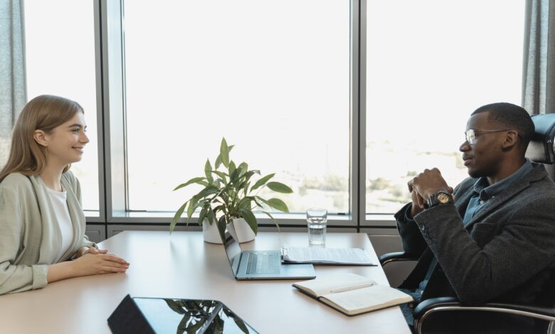 Entorno laboral tóxico: ¿A qué señales prestar atención durante la búsqueda de empleo?