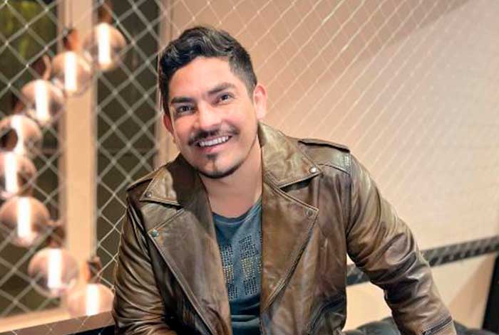 Mallplaza recibe Navidad con show gratuito de Erick Elera y encendido de árbol