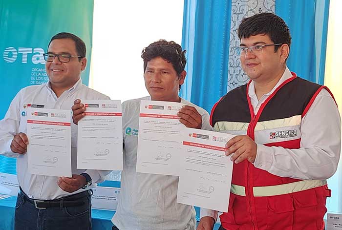 Otass y Sencico certificaron competencias laborales de 22 trabajadores de Sedaloreto