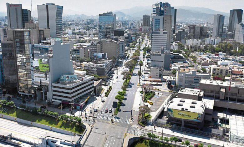 IPE: Proyección de la economía en el 2022 se revisa a la baja a 2.6% por menor dinamismo en noviembre e impacto de diciembre