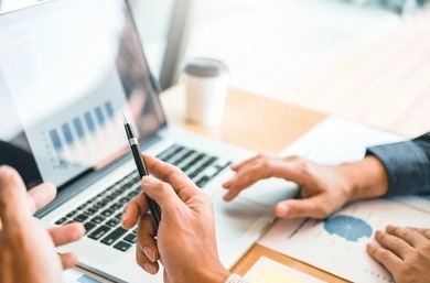 Experian comparte 4 consejos útiles para administrar tu dinero