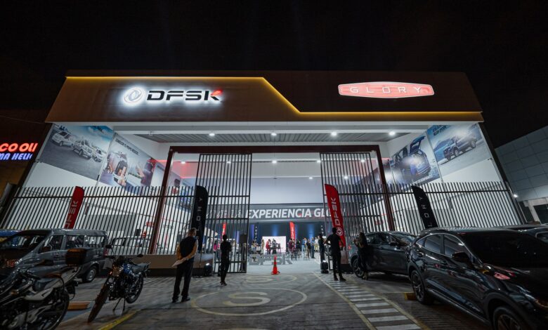 DFSK relanza su line up de vehículos comerciales en la nueva tienda el Derby