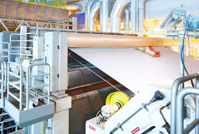 ABB invierte en el nuevo programa de mantenimiento del software de automatización QCS para proporcionar nuevas funciones a las fábricas de pulpa y papel