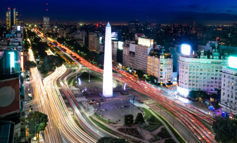 Cinco ciudades con la mejor vida nocturna para festejar San Valentín