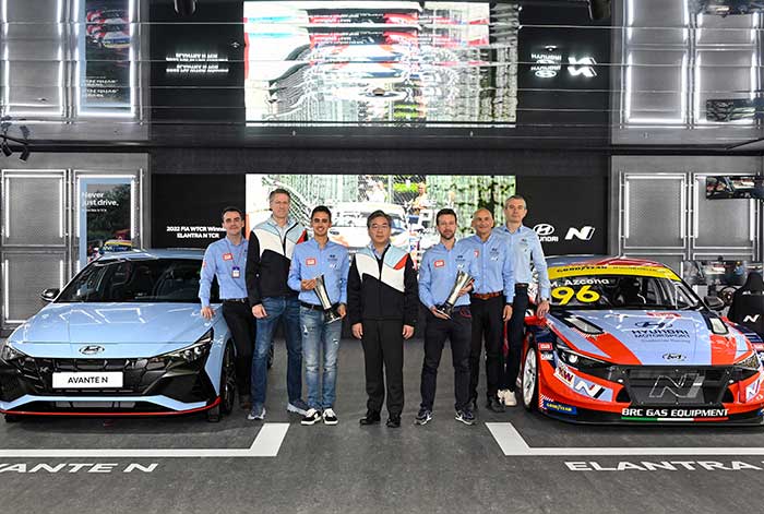Hyundai Motor celebra su doble victoria en el WTCR 2022 con exposiciones y eventos para empleados