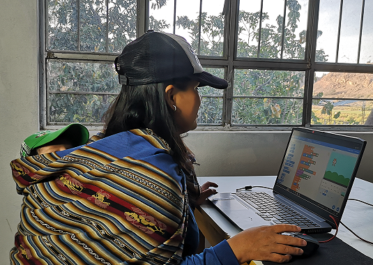 Mes de la Mujer: Conoce seis emprendimientos liderados por mujeres que promueven el desarrollo rural a través de la tecnología