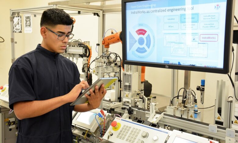 Tres empresas peruanas destacan la calidad educativa técnica de SENATI