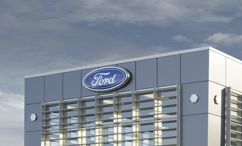 Ford y el "Dibu" Martínez unen esfuerzos para realizar proyectos solidarios en Argentina
