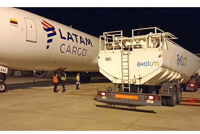 Grupo LATAM realiza su primer vuelo internacional con Combustible Sostenible de Aviación (SAF)