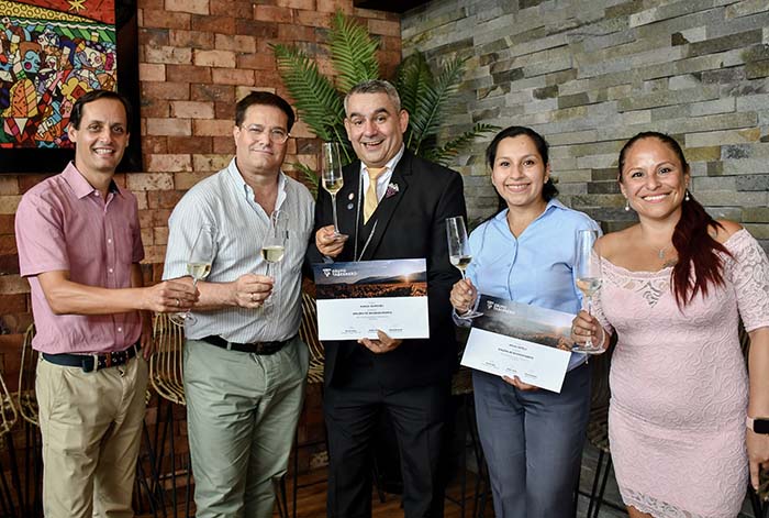 Grupo Tabernero culmina con gran éxito su Taller de vinos para clientes