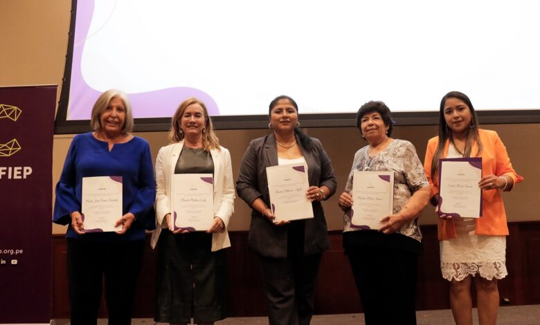 CONFIEP RECONOCE A MUJERES LÍDERES QUE CONTRIBUYEN A PROMOVER LA EQUIDAD DE GÉNERO Y EL EMPODERAMIENTO ECONÓMICO DE LA MUJER
