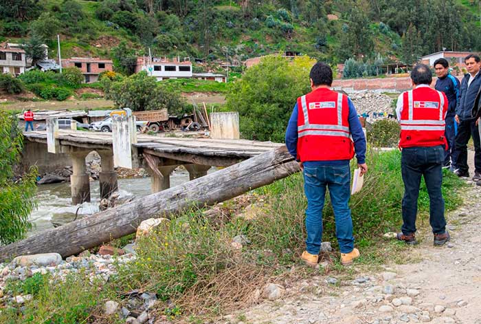 Equipos del MTC inspeccionan puentes y emergencias viales en todo el país