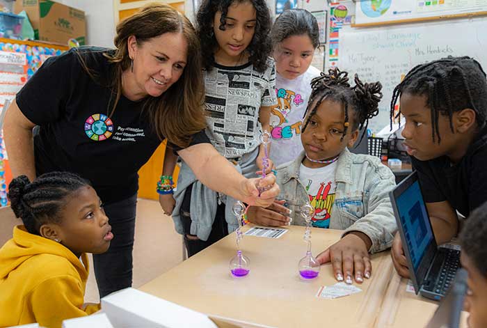 Estados Unidos le abre sus puertas a docentes peruanos para que participen en programa de intercambio cultural