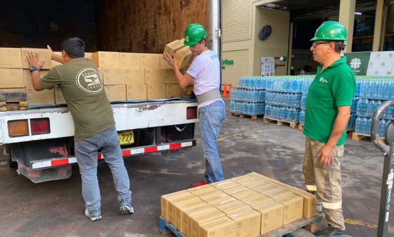 Destinan purificadores de agua para abastecer a cerca de dos mil familias del norte del país y de Lima